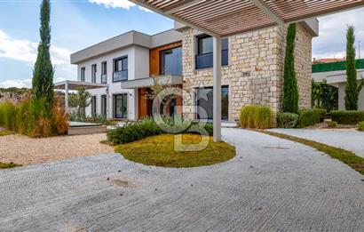 ÇEŞME DALYAN LÜKS VİLLA