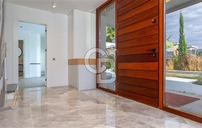 ÇEŞME DALYAN LÜKS VİLLA