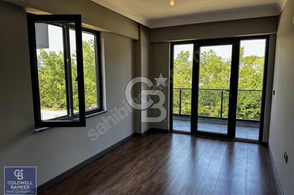 DÜZCE'DE ÖZEL İÇ TASARIMLI TERASLI 4+1 SATILIK TRIPLEKS VİLLA