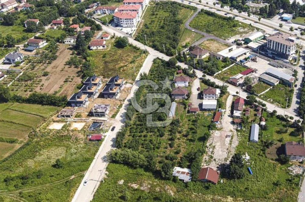DÜZCE'DE ÖZEL İÇ TASARIMLI TERASLI 4+1 SATILIK TRIPLEKS VİLLA