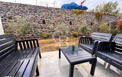 İzmir Çandarlı Arcava Homes Sitesi 2+1 Bahçe Katı Satılık Daire