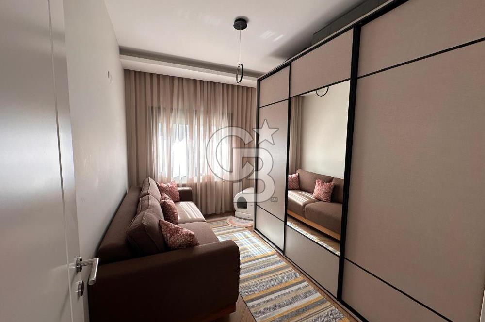 Bostanlı'nın Kalbinde Yeni Binada Kiralık 4+1 Çatı Dubleks