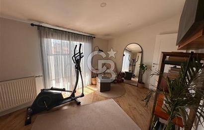 Bostanlı'nın Kalbinde Yeni Binada Kiralık 4+1 Çatı Dubleks