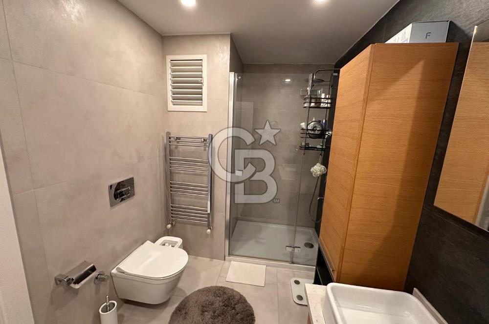 Bostanlı'nın Kalbinde Yeni Binada Kiralık 4+1 Çatı Dubleks