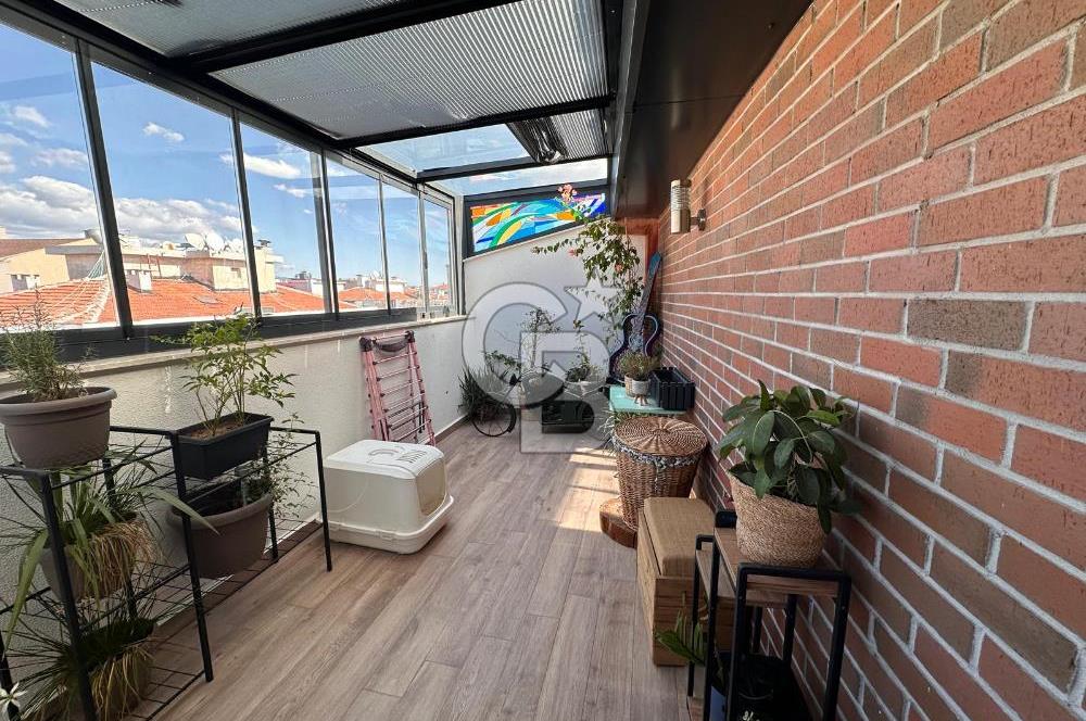 Bostanlı'nın Kalbinde Yeni Binada Kiralık 4+1 Çatı Dubleks