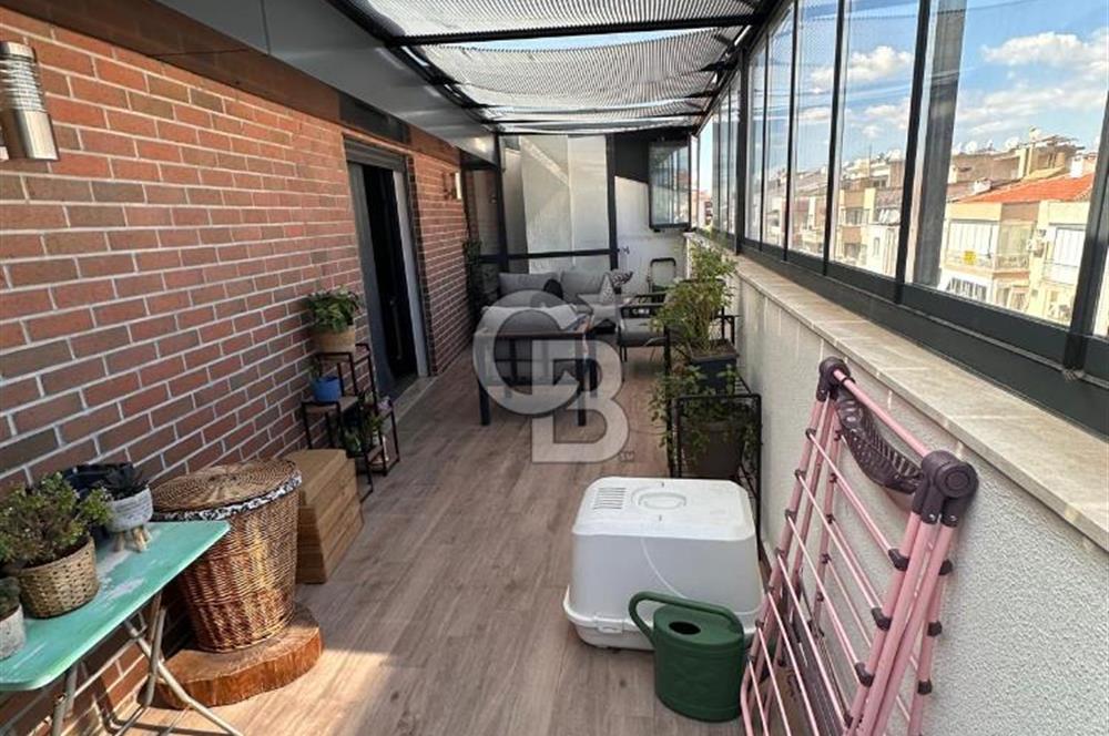 Bostanlı'nın Kalbinde Yeni Binada Kiralık 4+1 Çatı Dubleks