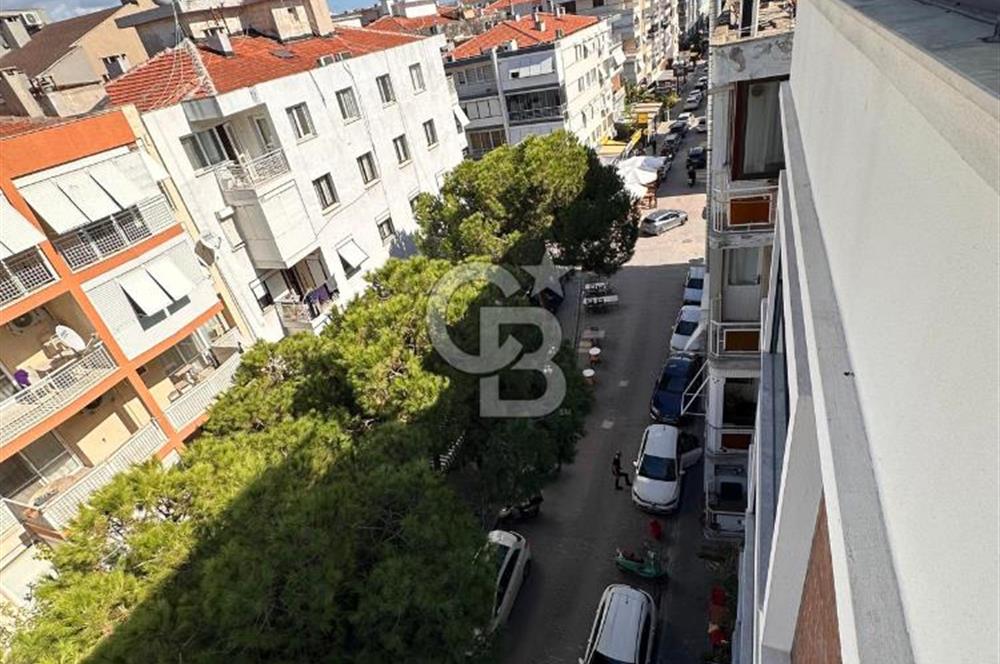 Bostanlı'nın Kalbinde Yeni Binada Kiralık 4+1 Çatı Dubleks