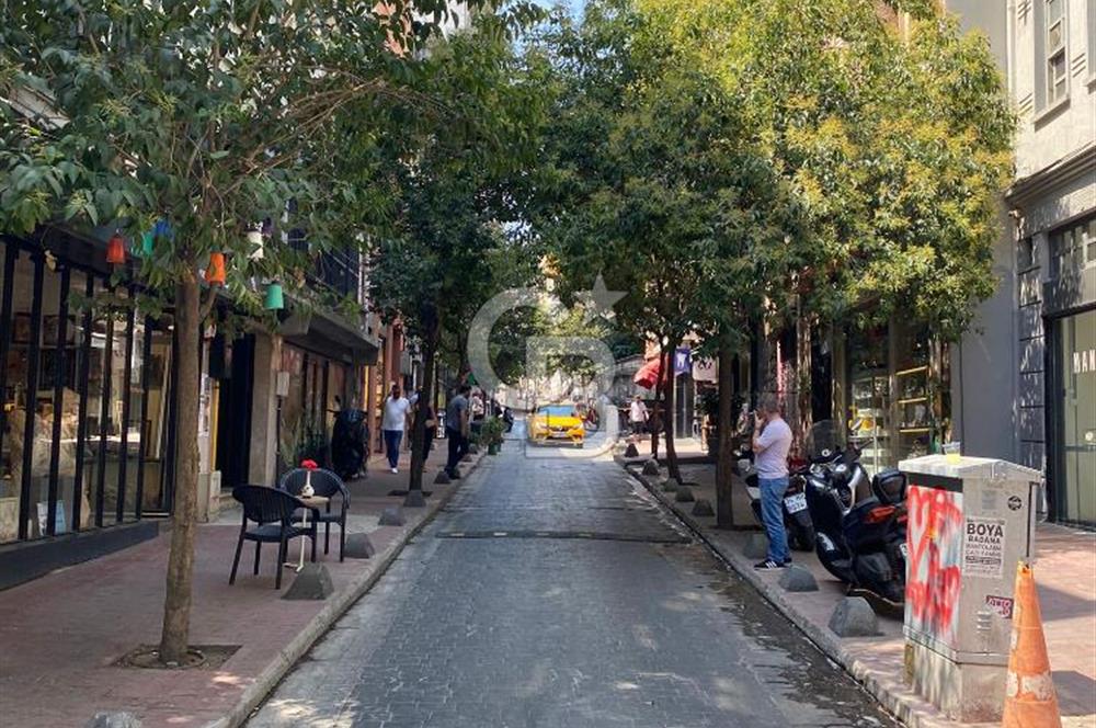 GALATA'DA KONUT+TİCARİ İMARLI YER İÇİN MÜTEAHHİT ARANMAKTADIR 