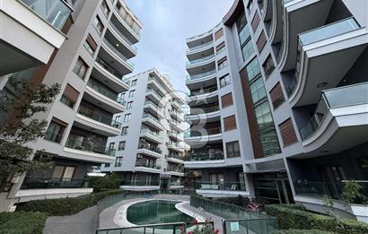 İzmir Bornova'da Satılık 3 + 1 Daire