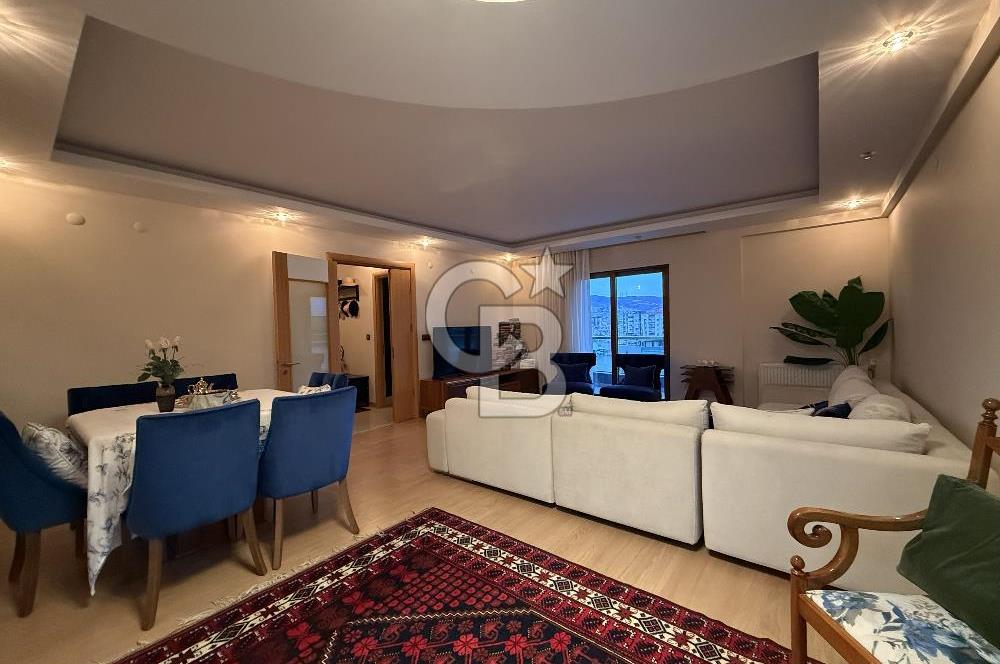 İzmir Bornova'da Satılık 3 + 1 Daire