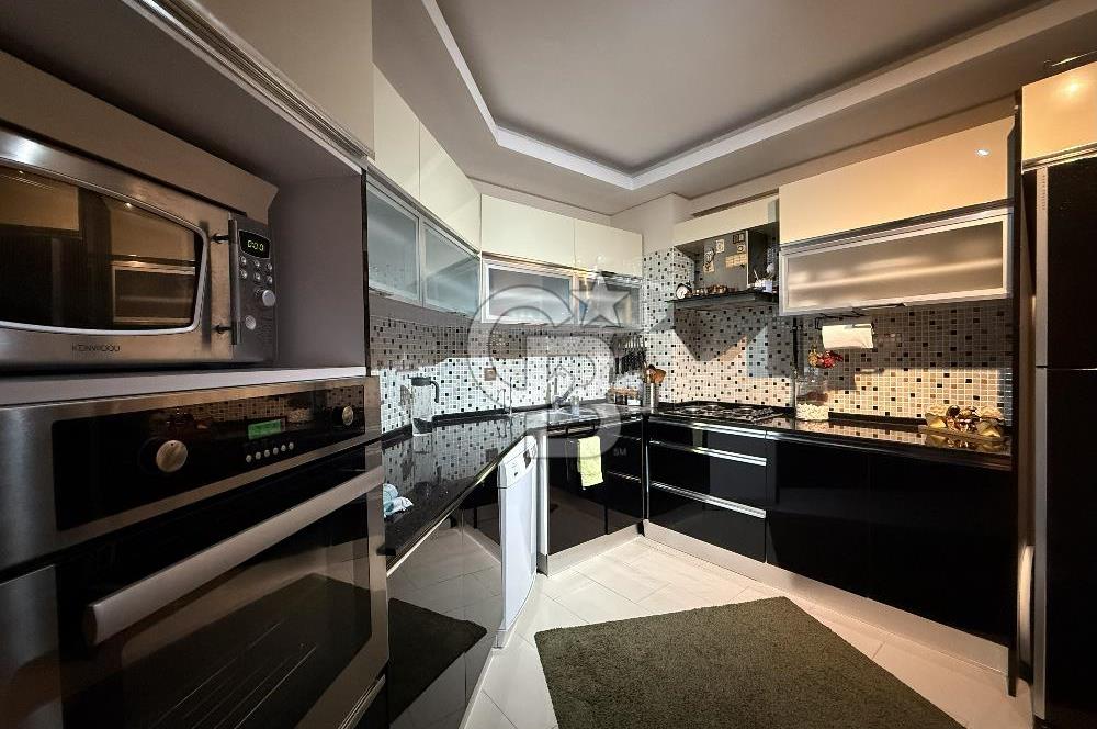 İzmir Bornova'da Satılık 3 + 1 Daire