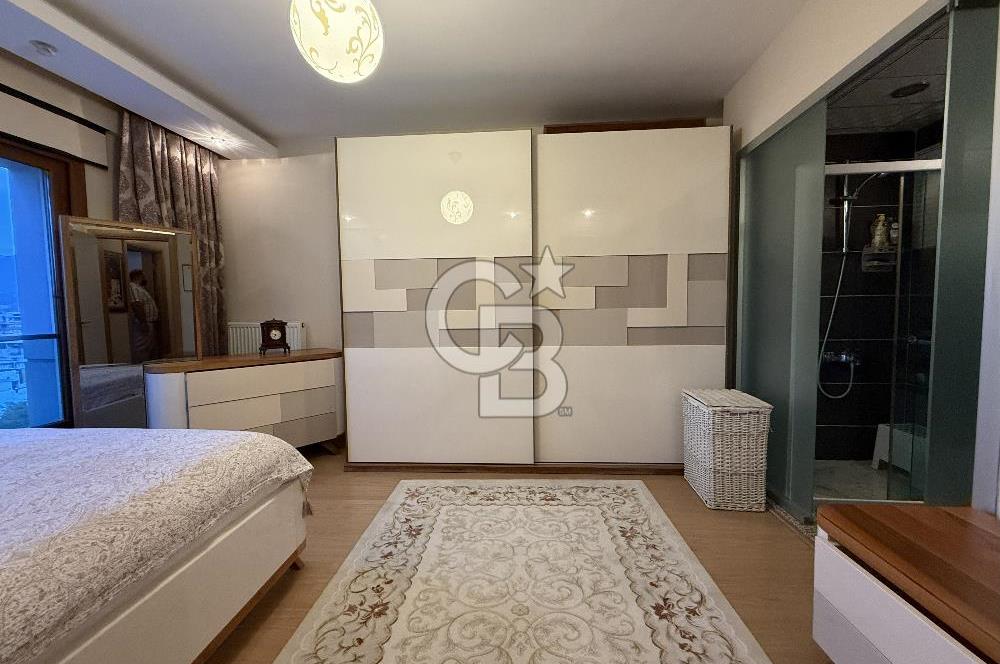 İzmir Bornova'da Satılık 3 + 1 Daire