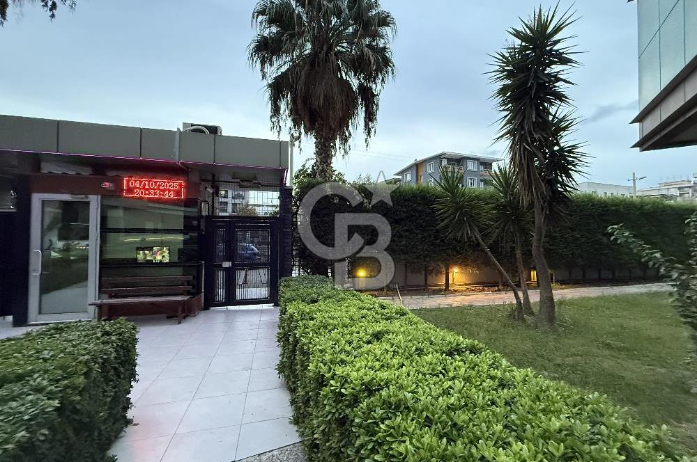 İzmir Bornova'da Satılık 3 + 1 Daire