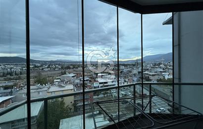 İzmir Bornova'da Satılık 3 + 1 Daire