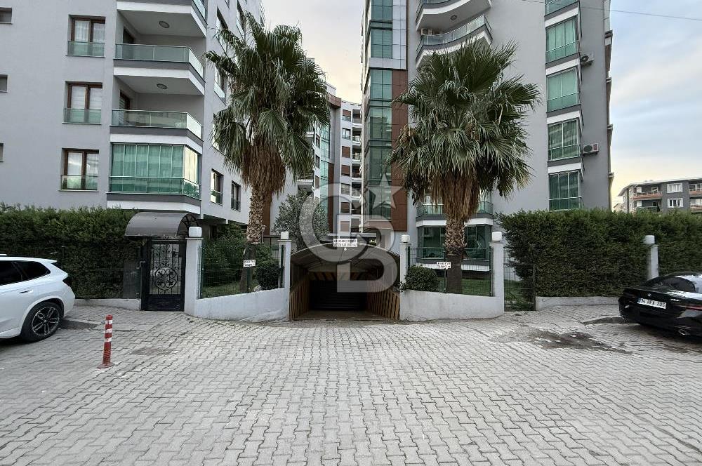 İzmir Bornova'da Satılık 3 + 1 Daire