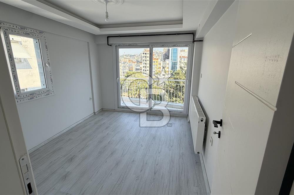 İNÖNÜ CADDESİ ÜZERİNDE PANORAMİK DENİZ MANZARALI 2+1 SATILIK DAİRE
