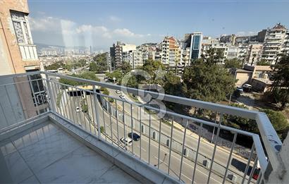 İNÖNÜ CADDESİ ÜZERİNDE PANORAMİK DENİZ MANZARALI 2+1 SATILIK DAİRE