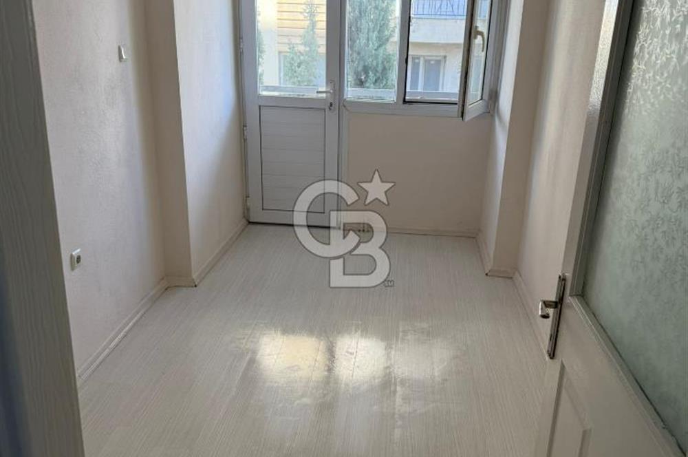 Buca Koop Batı Otoban Çıkışında Site İçerisi 3+1 Kiralık Daire