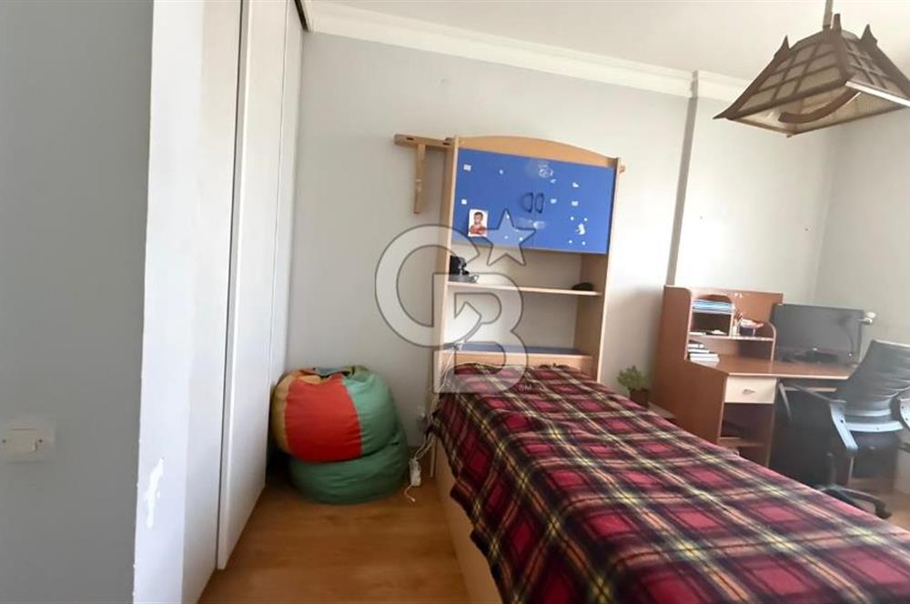 ERYAMAN DOĞAKENT SİTESİ HAVUZLU 4.5 + 1 + 2 BANYO SATILIK DAİRE