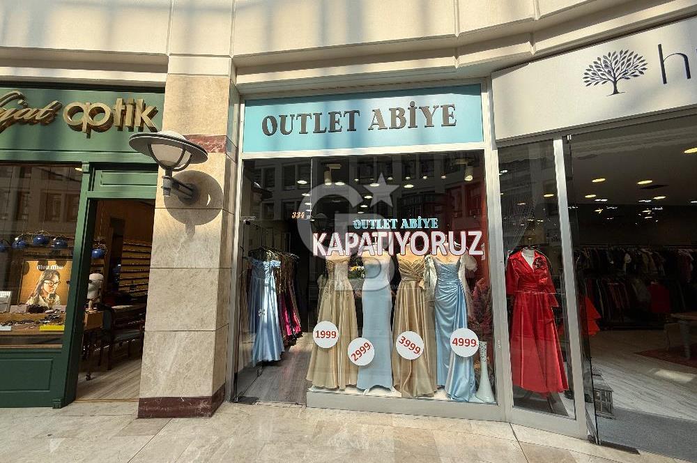 KARUM’DA İÇERİDEKİ ÜRÜN FİYATINA DEVREN KİRALIK ABİYE MAĞAZASI