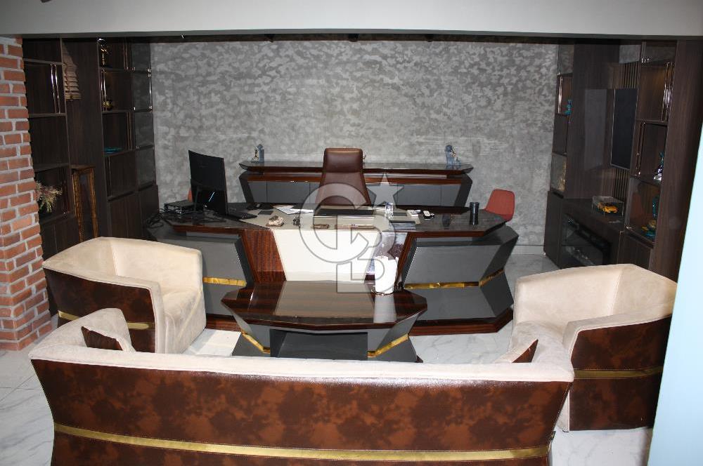 ATAŞEHİR'DE 90 M2 ÖZEL DEKORASYONLU FULL EŞYALI SATILIK DÜKKAN