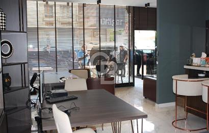 ATAŞEHİR'DE 90 M2 ÖZEL DEKORASYONLU FULL EŞYALI SATILIK DÜKKAN