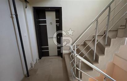 CB.Route'dan Yakamoz Mevkiinde Satılık Deniz Manzaralı 2+1 Daire