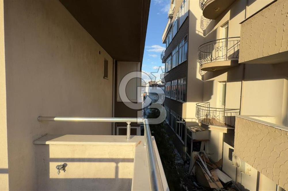 CB.Route'dan Yakamoz Mevkiinde Satılık Deniz Manzaralı 2+1 Daire