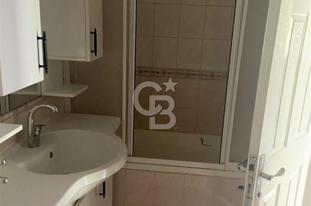 Körfez Evleri Sitesinde Satılık 3+1 