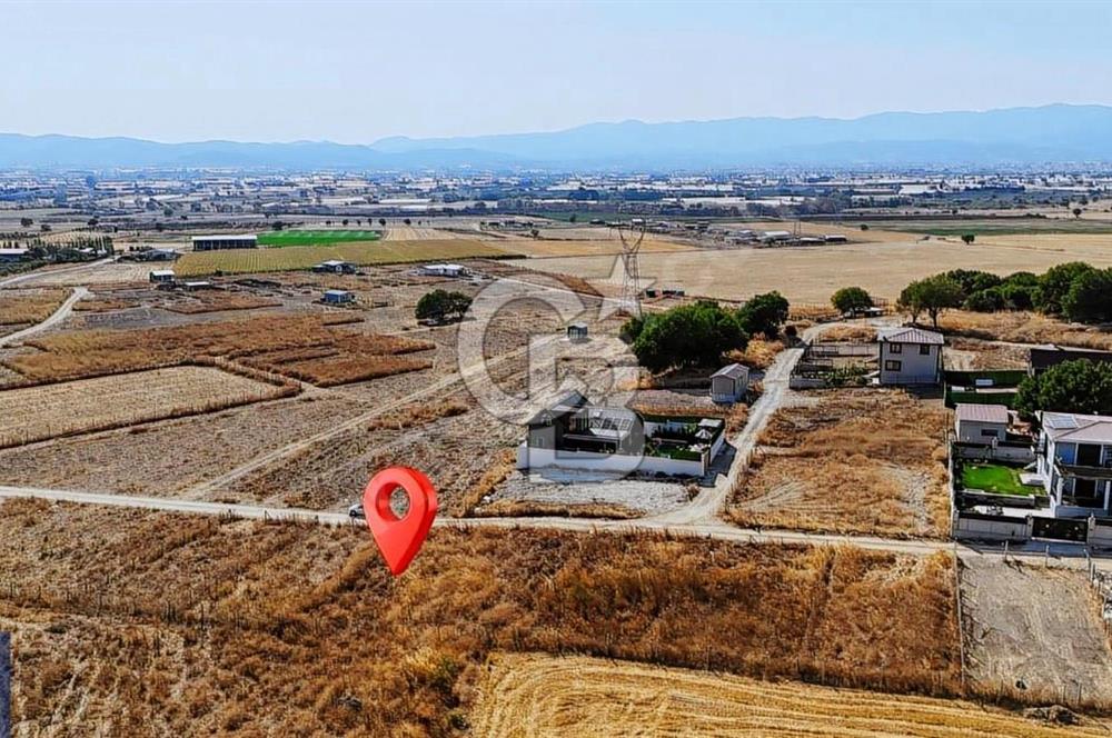 SATILIK TARLA MENDERES GÖLCÜKLERDE 300 m2 ELEKTRİK VE SU MEVCUT
