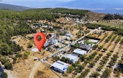 SATILIK TARLA BORNOVA YAKAKÖYDE SİTE İÇERİSİNDE 500 m2