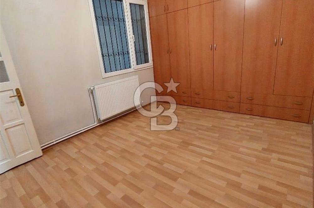 HASTANE YAKINI YEŞİLYURT ORDU CADDESİ SOKAĞINDA 3+1 DOĞALGAZLI