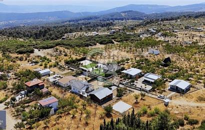 SATILIK TARLA BORNOVA YAKAKÖYDE SİTE İÇERİSİNDE 500 m2