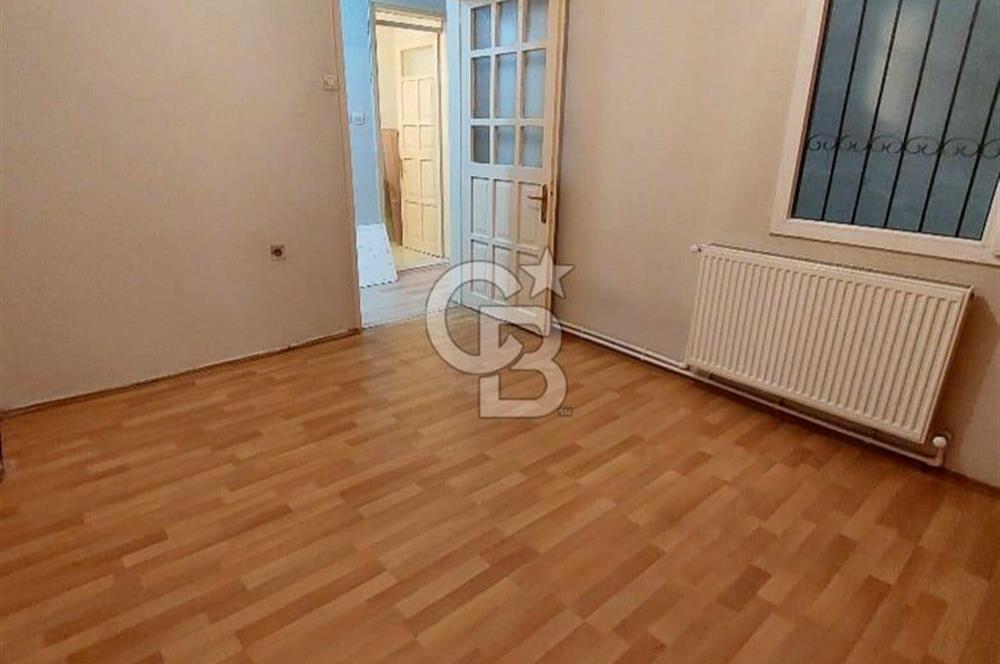 HASTANE YAKINI YEŞİLYURT ORDU CADDESİ SOKAĞINDA 3+1 DOĞALGAZLI