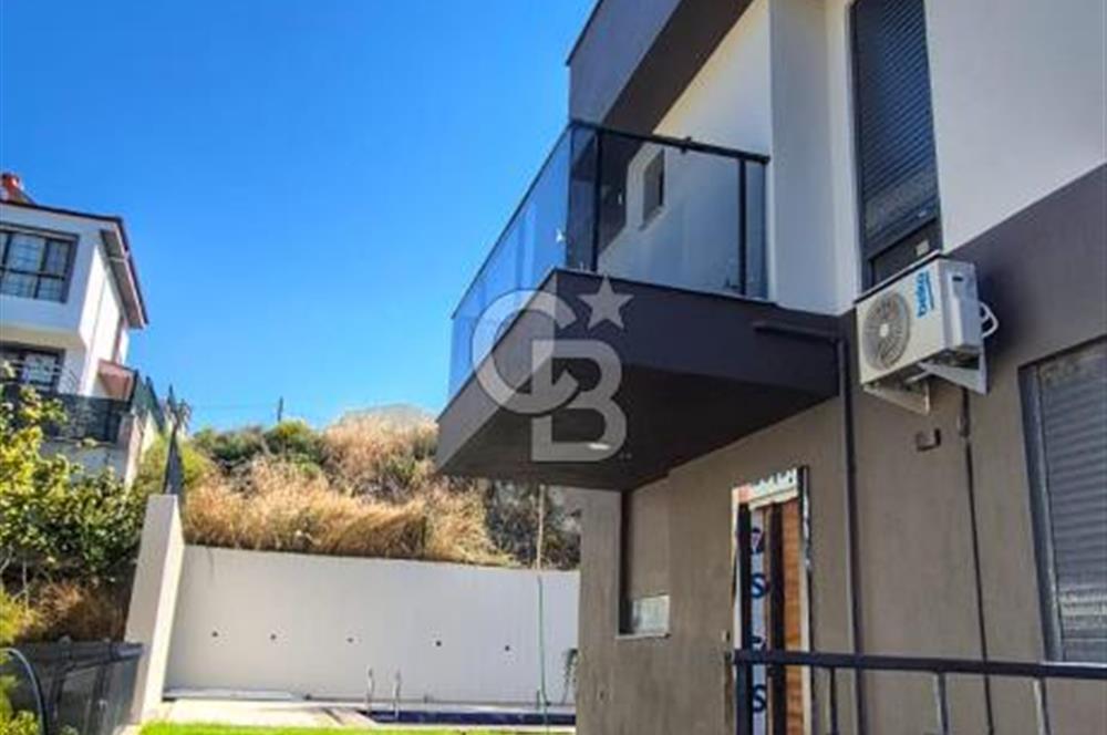Kuşadası Soğucak mevkiin'de Satılık Villa 