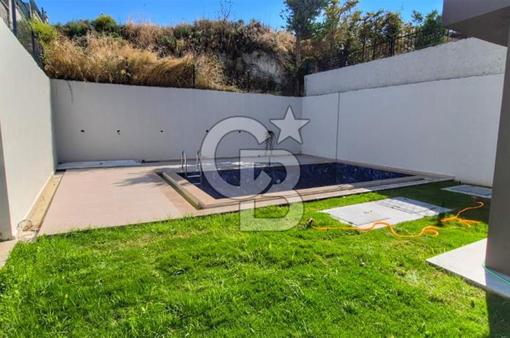Kuşadası Soğucak mevkiin'de Satılık Villa 