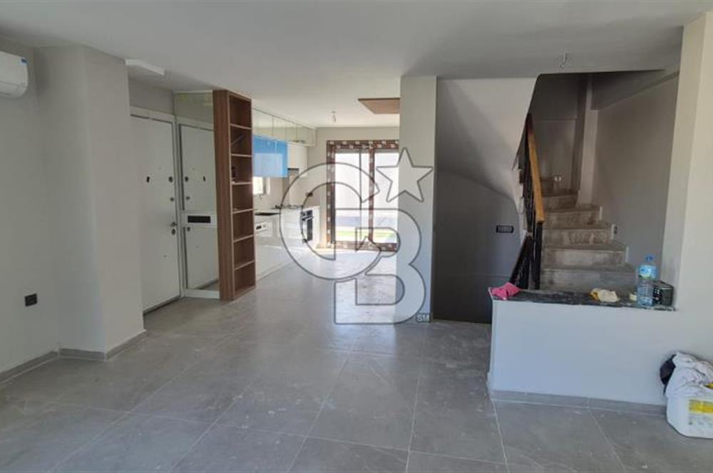 Kuşadası Soğucak mevkiin'de Satılık Villa 