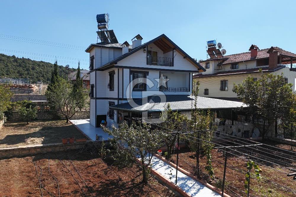 Mersin Toroslar Kepirli Yaylası Satılık  5+1 Villa 
