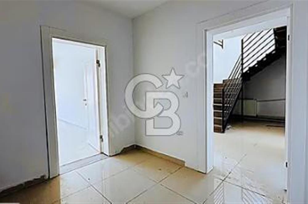 ALACAATLIDA OFİS VEYA KONUT KULLANIMINA UYGUN 4+1 ÇATI DUBLEKSİ