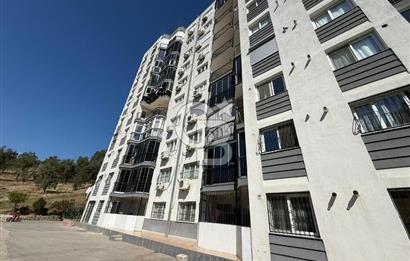 ÇİĞLİ YAKAKENT'TE SATILIK 3+1 DAİRE