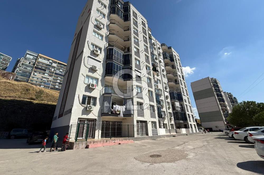 ÇİĞLİ YAKAKENT'TE SATILIK 3+1 DAİRE