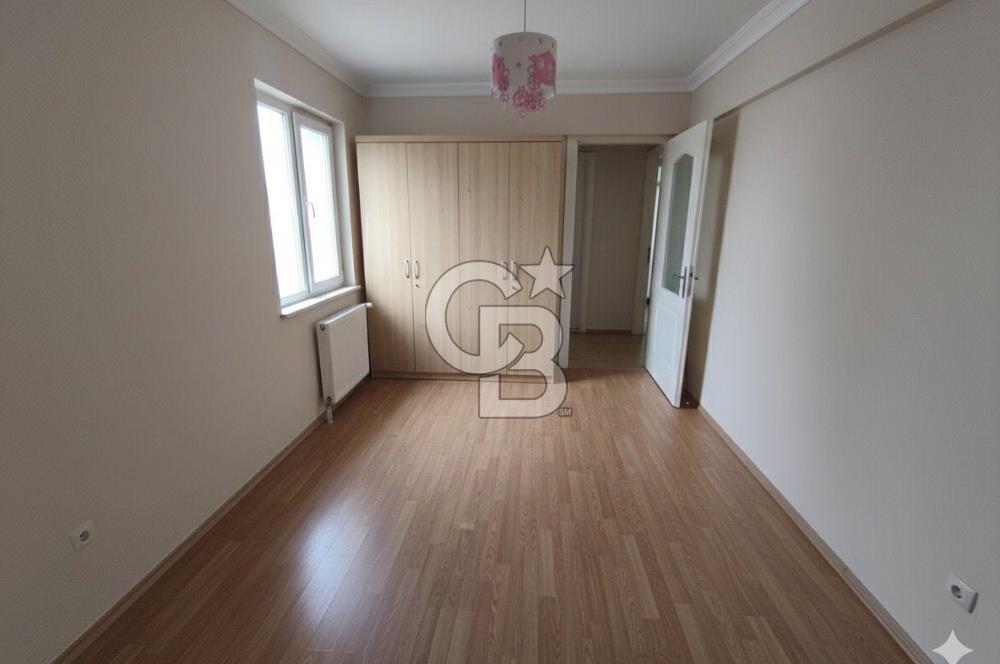 ÇİĞLİ YAKAKENT'TE SATILIK 3+1 DAİRE