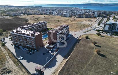 ÇANAKKALE KEPEZ KORUKENT SİTESİNDE CADDE ÜZERİ SATILIK DÜKKAN 