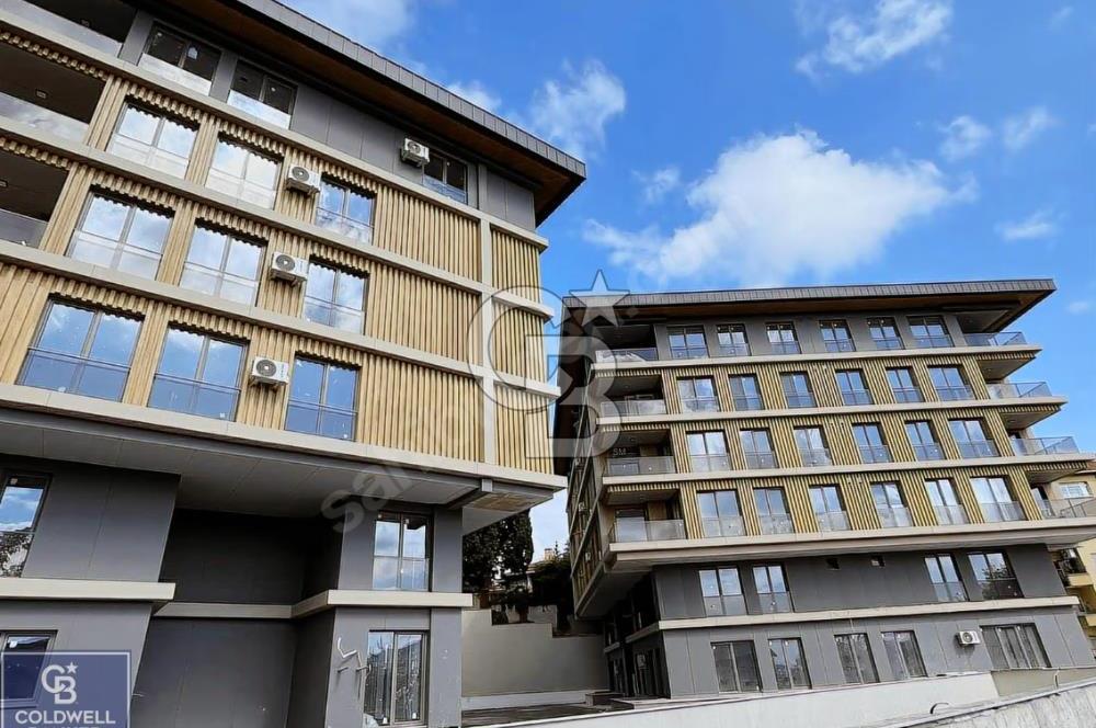 ÇENGELKÖY MERKEZ'DE SATILIK SİTE İÇİ 4+1 ARAKAT DAİRE
