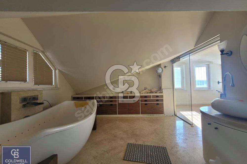 BEYKOZ YALIKÖY SATILIK RESTORASYONLU 2.DERECE TARİHİ ESER KÖŞK