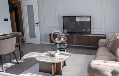 YENİFOÇA'DA SATILIK GENİŞ 2+1 DAİRE!!!