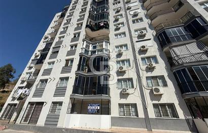ÇİĞLİ YAKAKENT'TE SATILIK 3+1 DAİRE