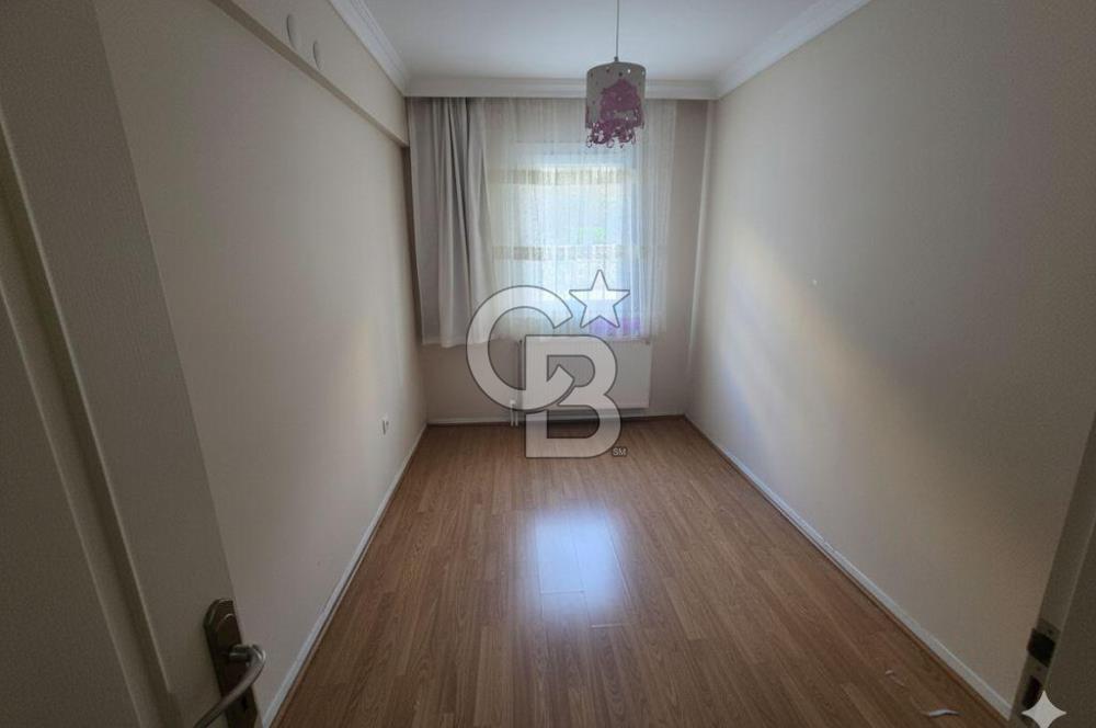 ÇİĞLİ YAKAKENT'TE SATILIK 3+1 DAİRE