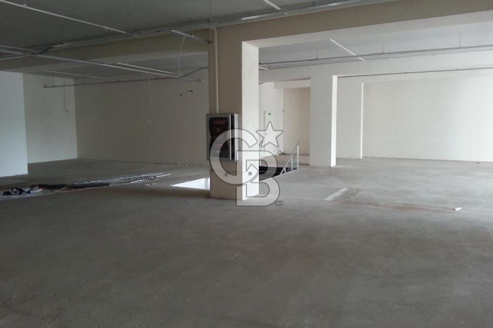 ANKARA ESKİŞEHİR YOLU CEPHELİ KURUMAL KİRACILI 1900 M² SATILIK MAĞAZA/DÜKKÂN