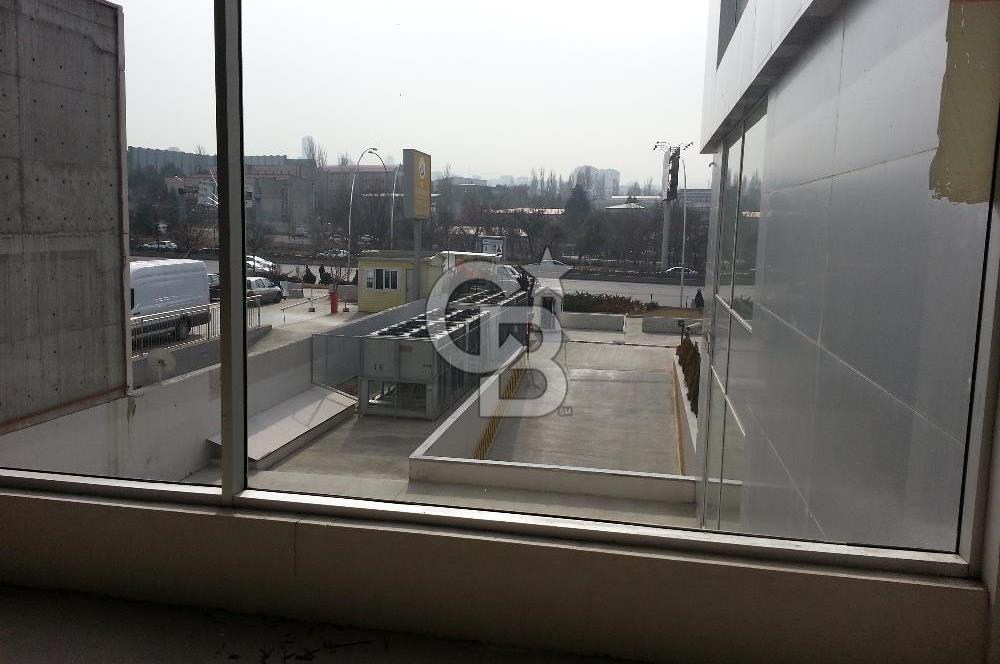 ANKARA ESKİŞEHİR YOLU CEPHELİ KURUMAL KİRACILI 1900 M² SATILIK MAĞAZA/DÜKKÂN